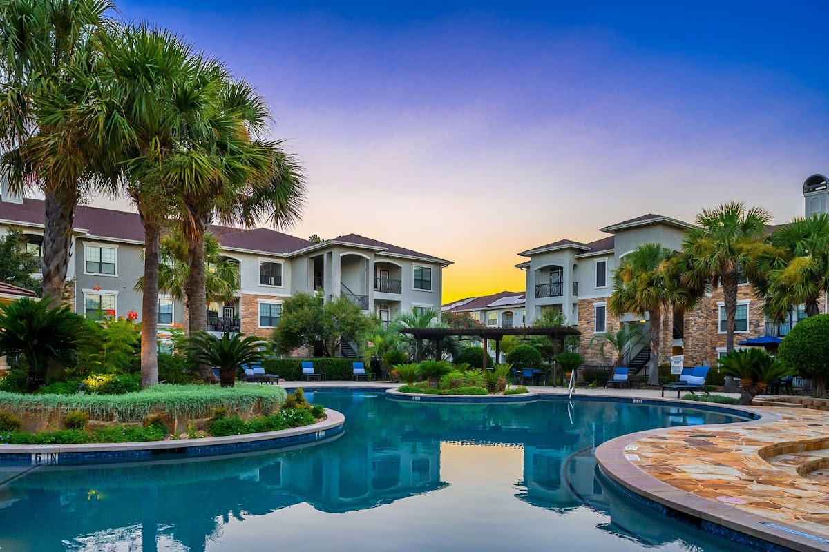 Marquis Lakeline Station apartments in Austin TX