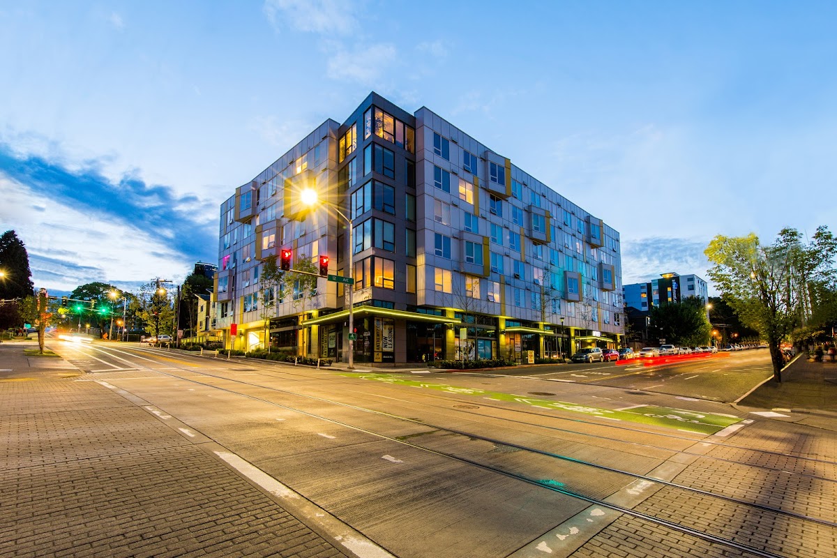 Anthem on 12th apartments in Seattle WA