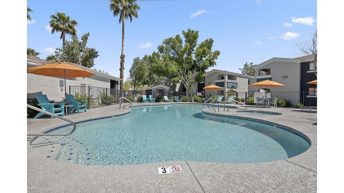 Morada Grande apartments in Glendale AZ