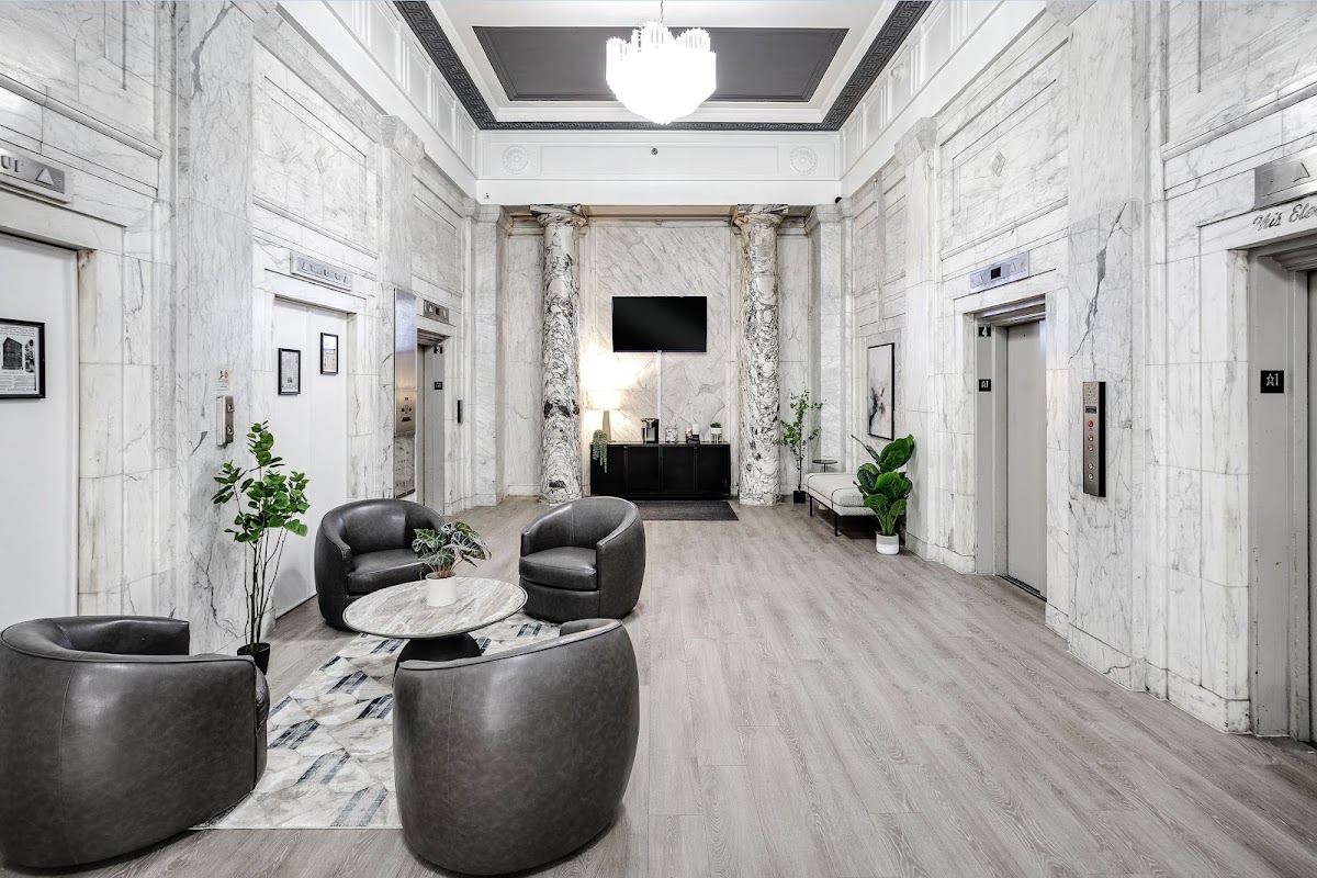 Orpheum Tower apartments in Omaha NE