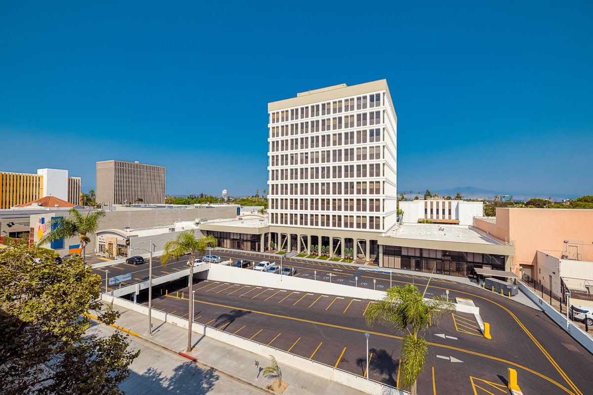 888 on Main Apartments apartments in Santa Ana CA