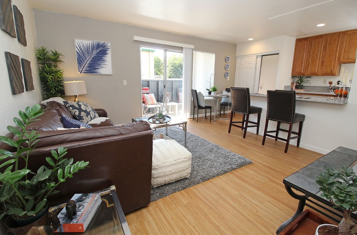 Prospera Square apartments in Stockton CA