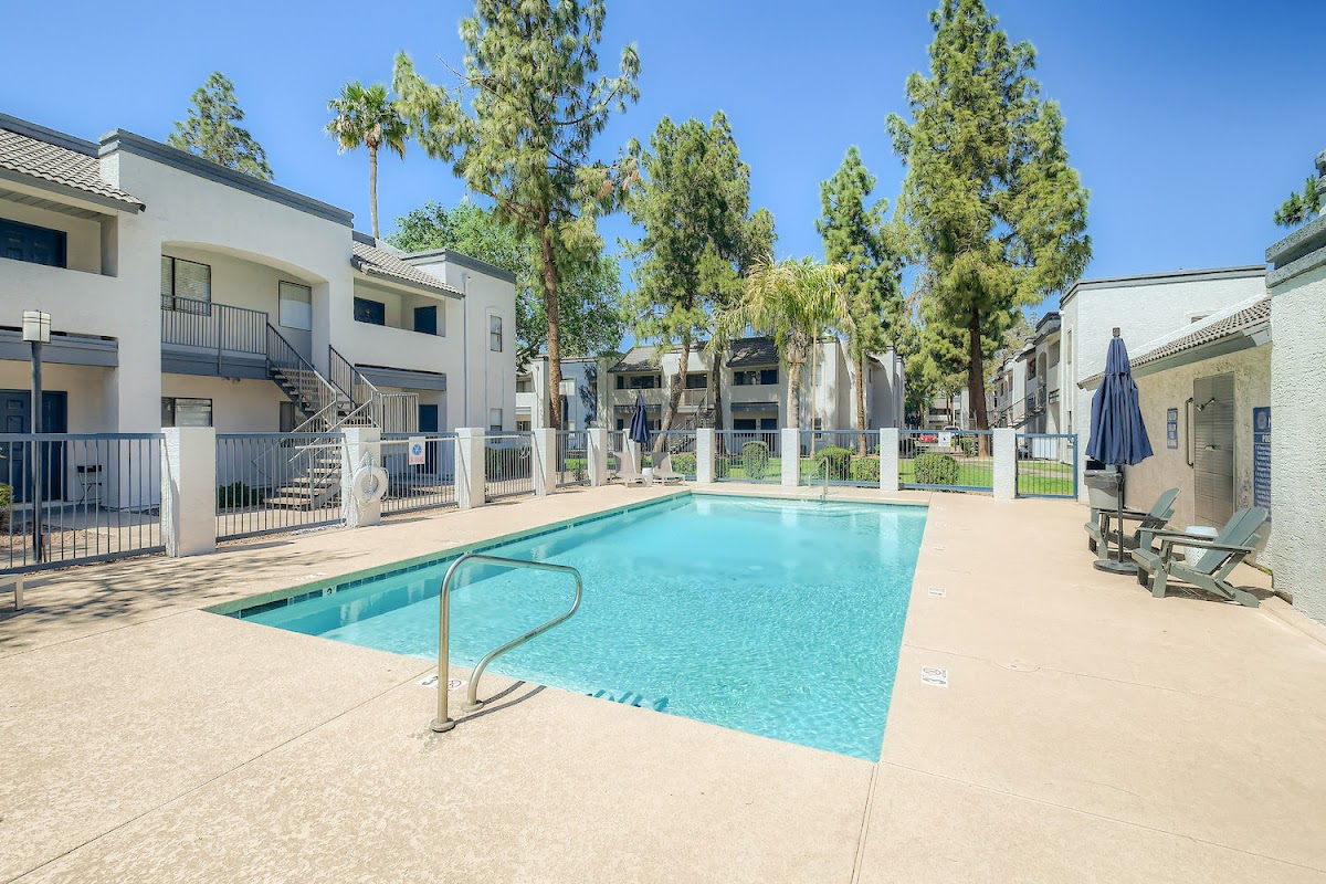 Rise Broadway apartments in Mesa AZ