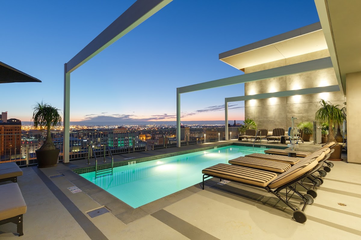 Edison Long Beach apartments in Long Beach CA