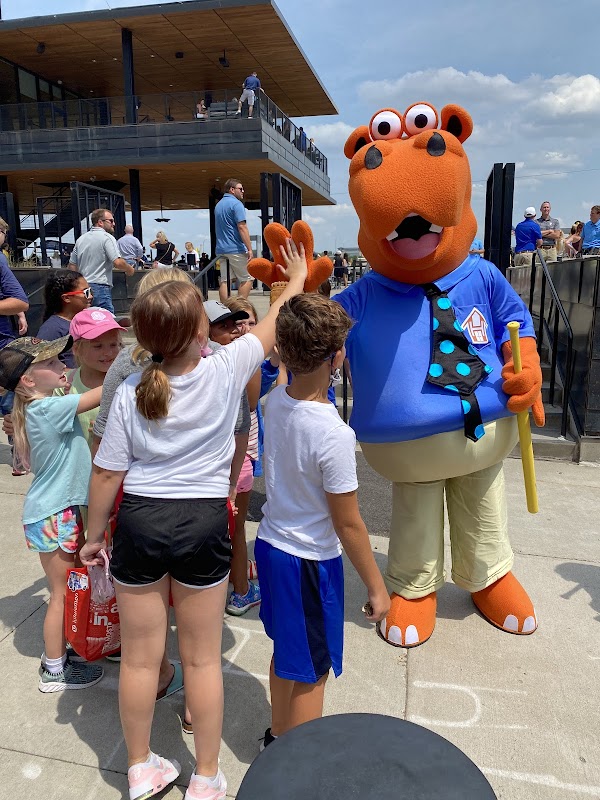 Housing Hub | Property Management & Real Estate Investment Services apartments in ST Paul MN