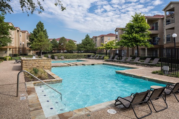Infinity on Sunnyvale apartments in Mesquite, TX