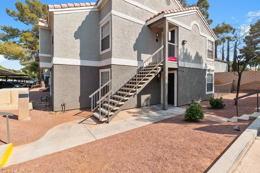 Reflections at the Lakes Apartments apartments in Las Vegas, NV