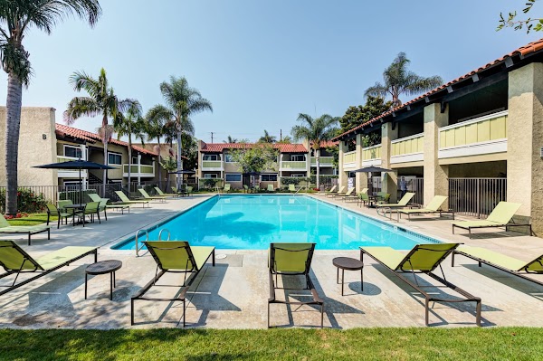 Newport Bay Terrace apartments in Newport Beach, CA