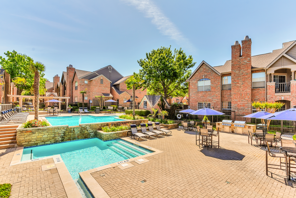 Avalon Addison apartments in Addison, TX