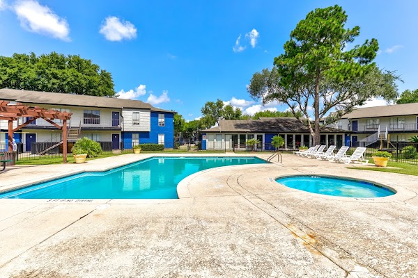 The Redford apartments in Pasadena, TX