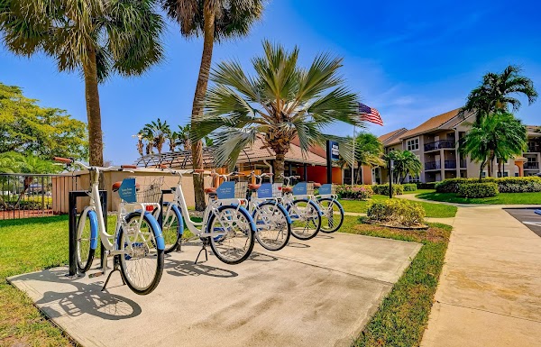 Tuscany Pointe at Somerset Place Apartment Homes apartments in Boca Raton, FL