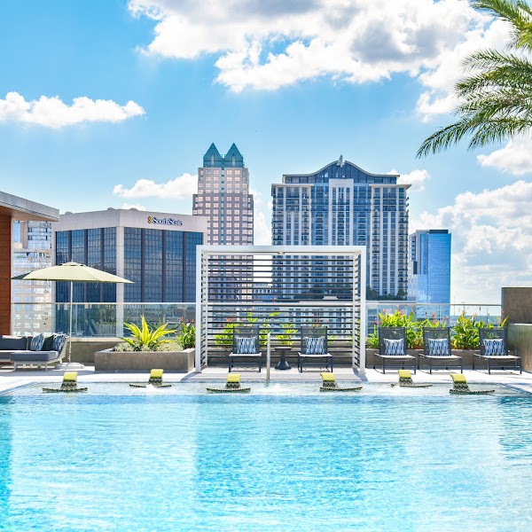 MAA Robinson apartments in Orlando, FL