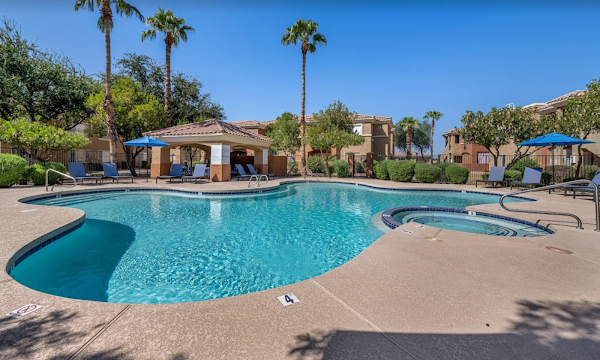 Alante at the Islands apartments in Chandler, AZ