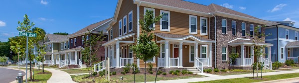 Cleaborn Pointe at Heritage Landing apartments in Memphis, TN