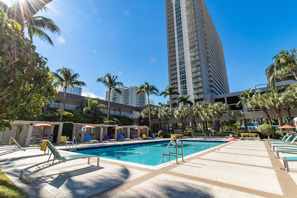 Park Place By the Bay apartments in Miami, FL