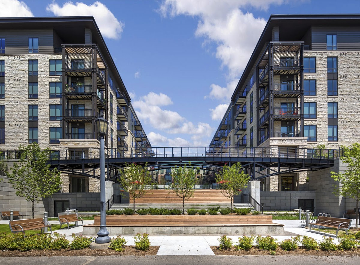 Inspire apartments in Minneapolis, MN