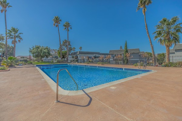 Marina Heights apartments in Pittsburg, CA