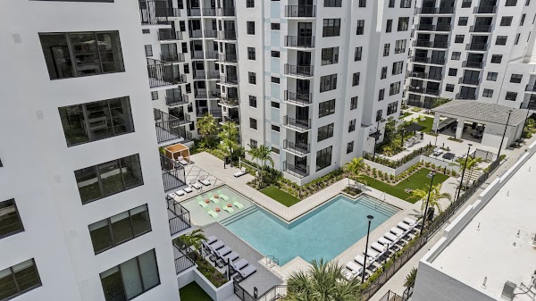 The Grand at West Palm Beach Apartments apartments in West Palm Beach, FL