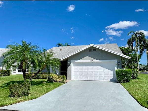 Home Property Management apartments in West Palm Beach, FL