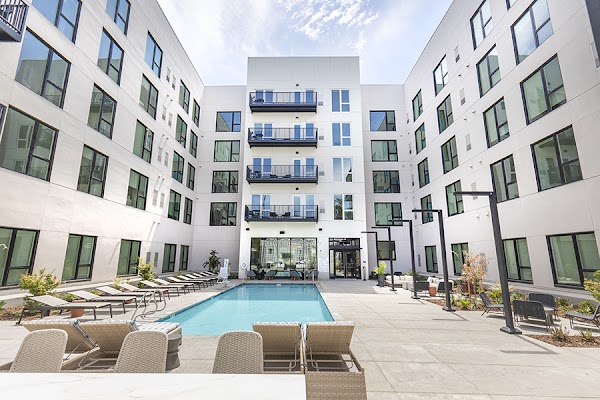 The Mansion apartments in Sacramento, CA