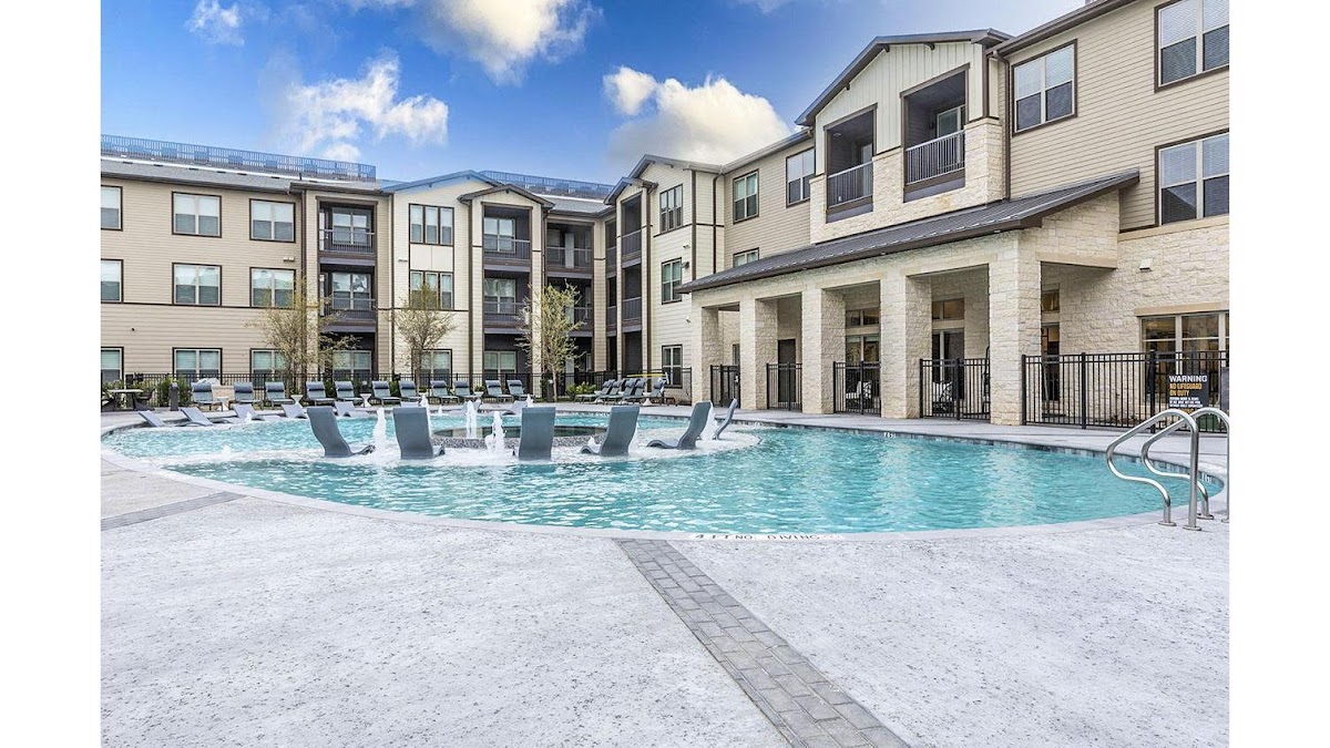 The Bridge at McKinney apartments in Mckinney, TX