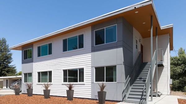 Santa Rosa Oaks apartments in Santa Rosa, CA
