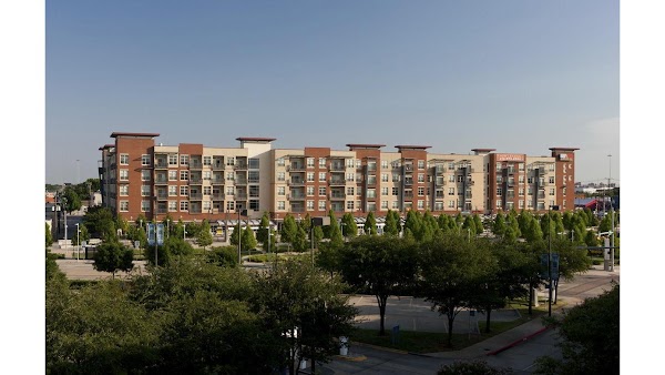 Ambrose apartments in Dallas, TX
