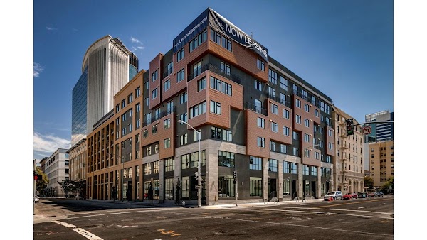 Lantana Uptown apartments in Oakland, CA