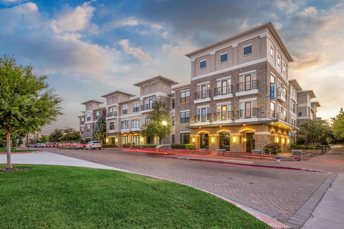 Bexley Lake Forest apartments in Allen, TX