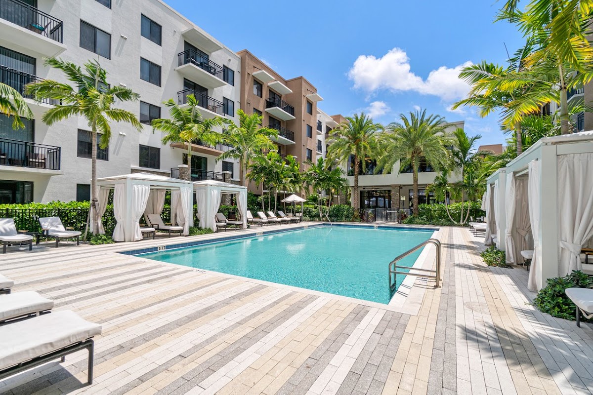 Cortland Deerfield Station apartments in Boca Raton, FL