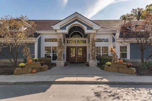 Fairlane Woods Apartments apartments in Dearborn, MI