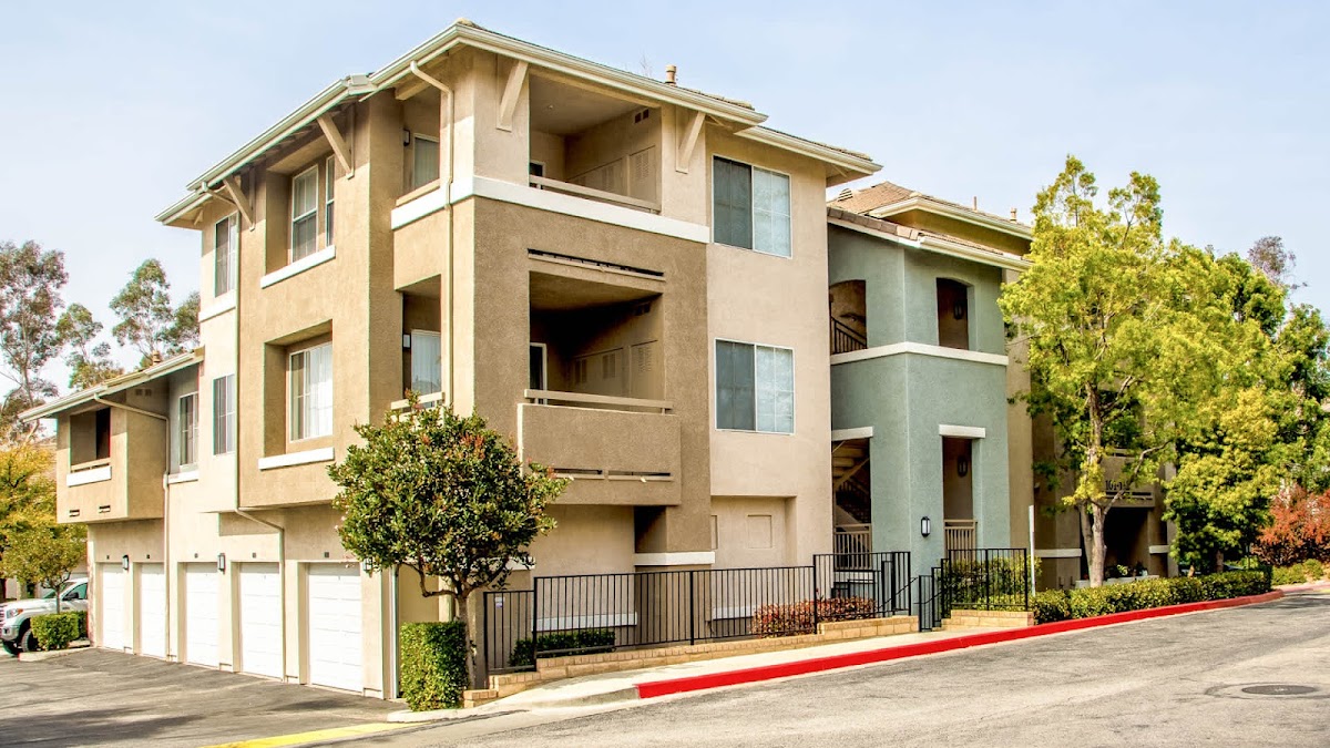 Skycrest Apartments apartments in Valencia, CA