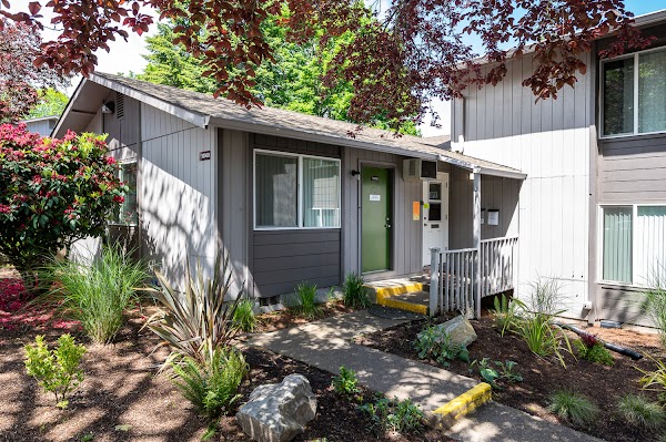 Englewood Terrace apartments in Beaverton, OR