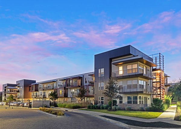 DK Riata apartments in Austin, TX