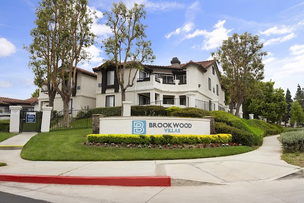 Brookwood Villas apartments in Corona, CA