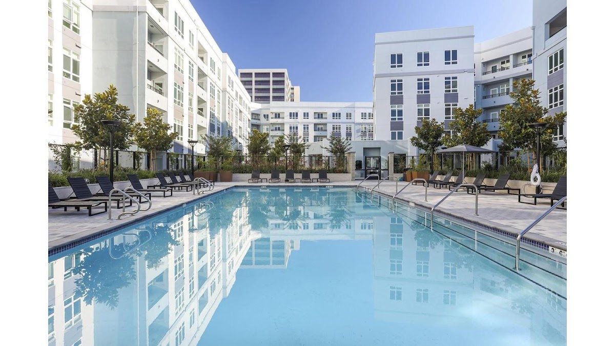 The Broadway Apartments apartments in Oakland, CA