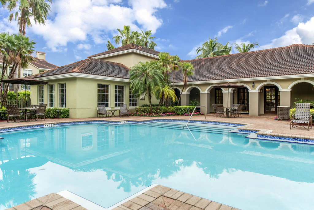 Windsor Coral Springs Apartments apartments in Coral Springs, FL