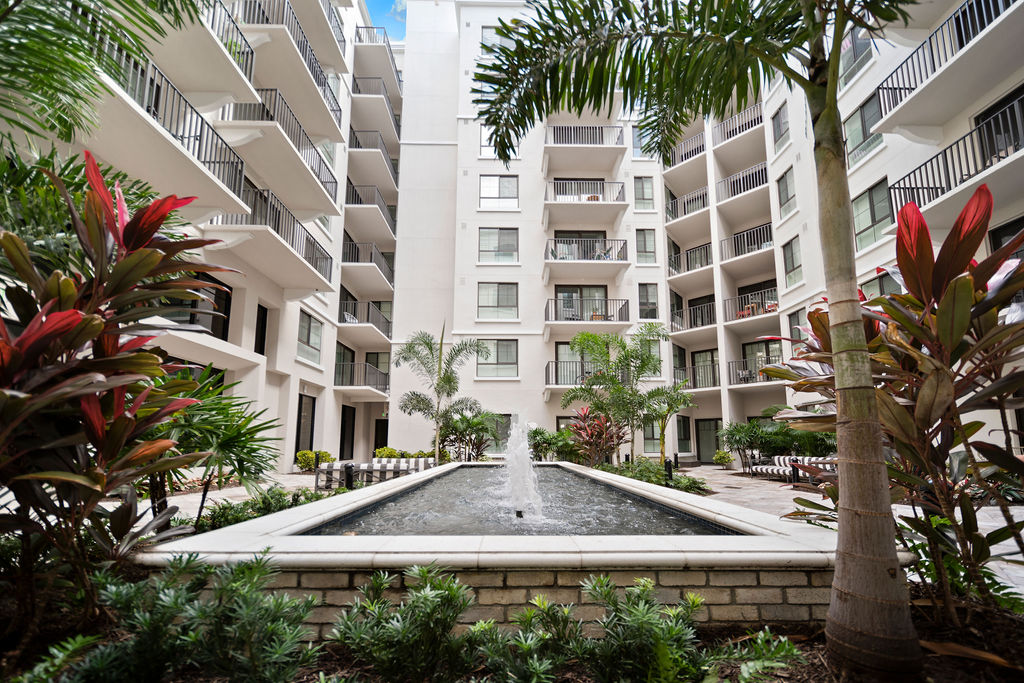 Altis Grand Central apartments in Tampa, FL