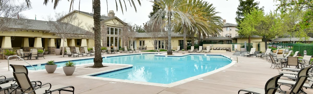 Emerald Park apartments in Pleasanton, CA