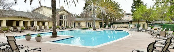 Emerald Park apartments in Dublin, CA