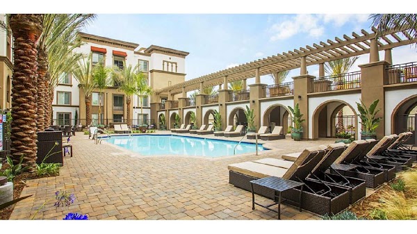 Alta South Bay apartments in Torrance, CA