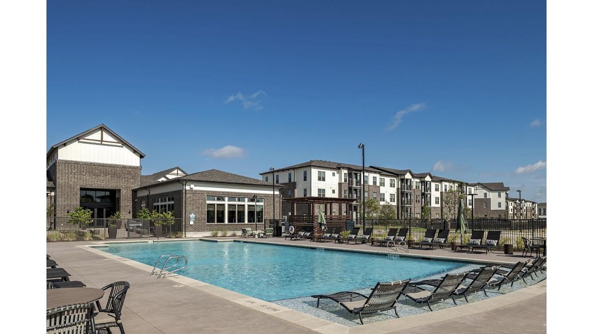 Marlowe Denton apartments in Denton, TX