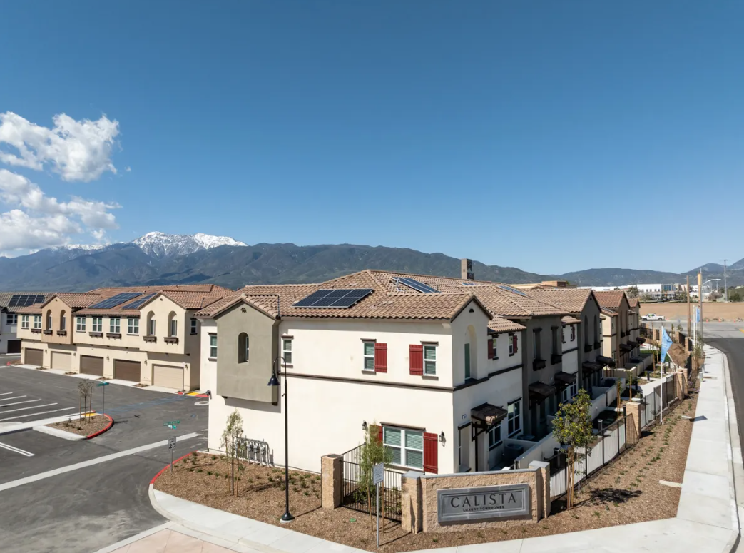 Calista Luxury Townhomes apartments in Fontana, CA