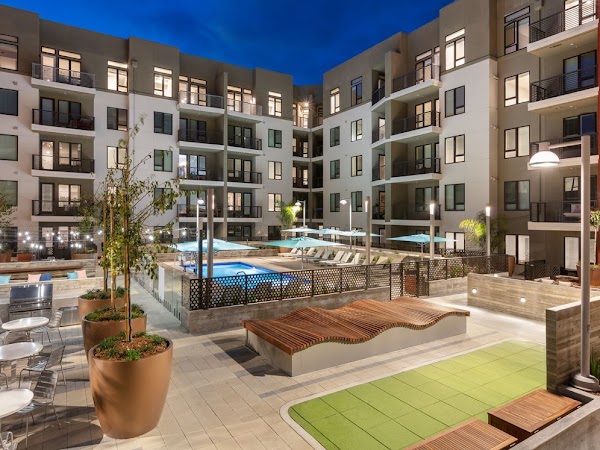 Avalon Public Market apartments in Berkeley, CA