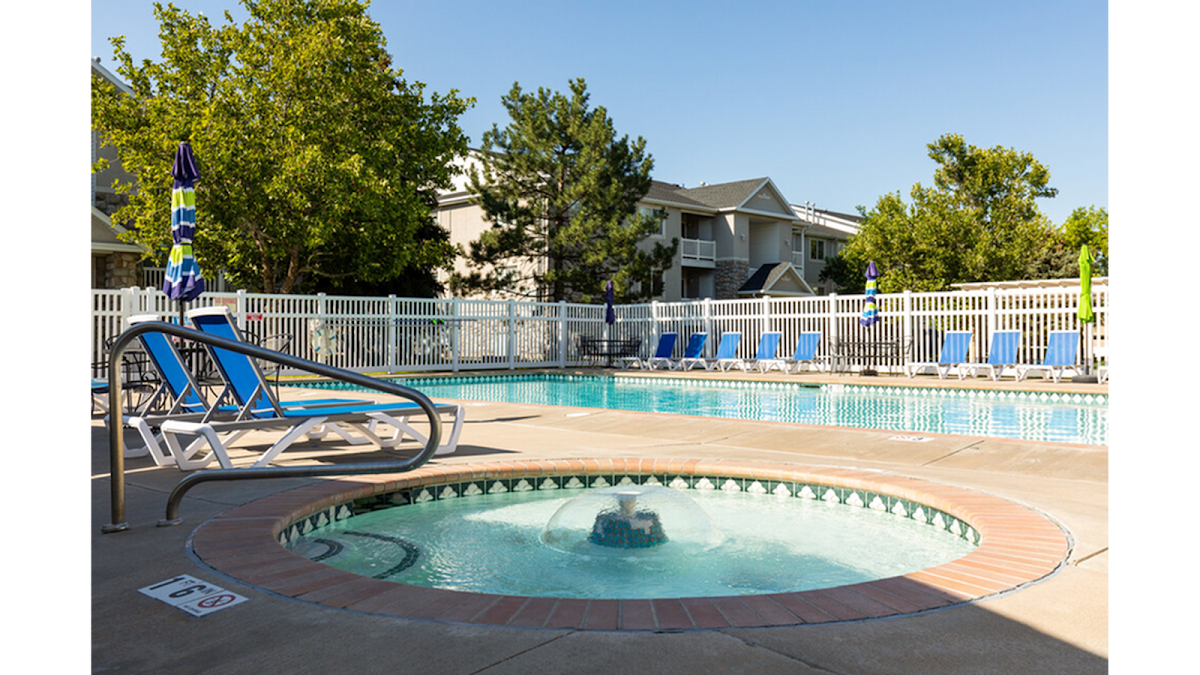 Wingpointe apartments in Layton, UT