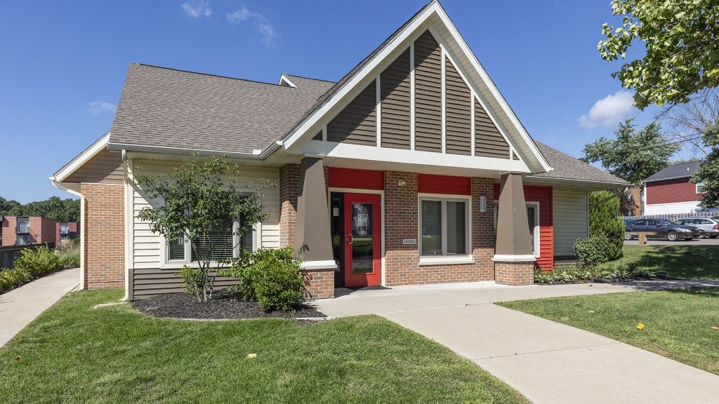 Arcadia Grove apartments in Kalamazoo, MI