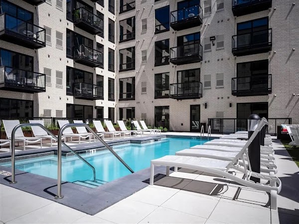 Variant apartments in Minneapolis, MN