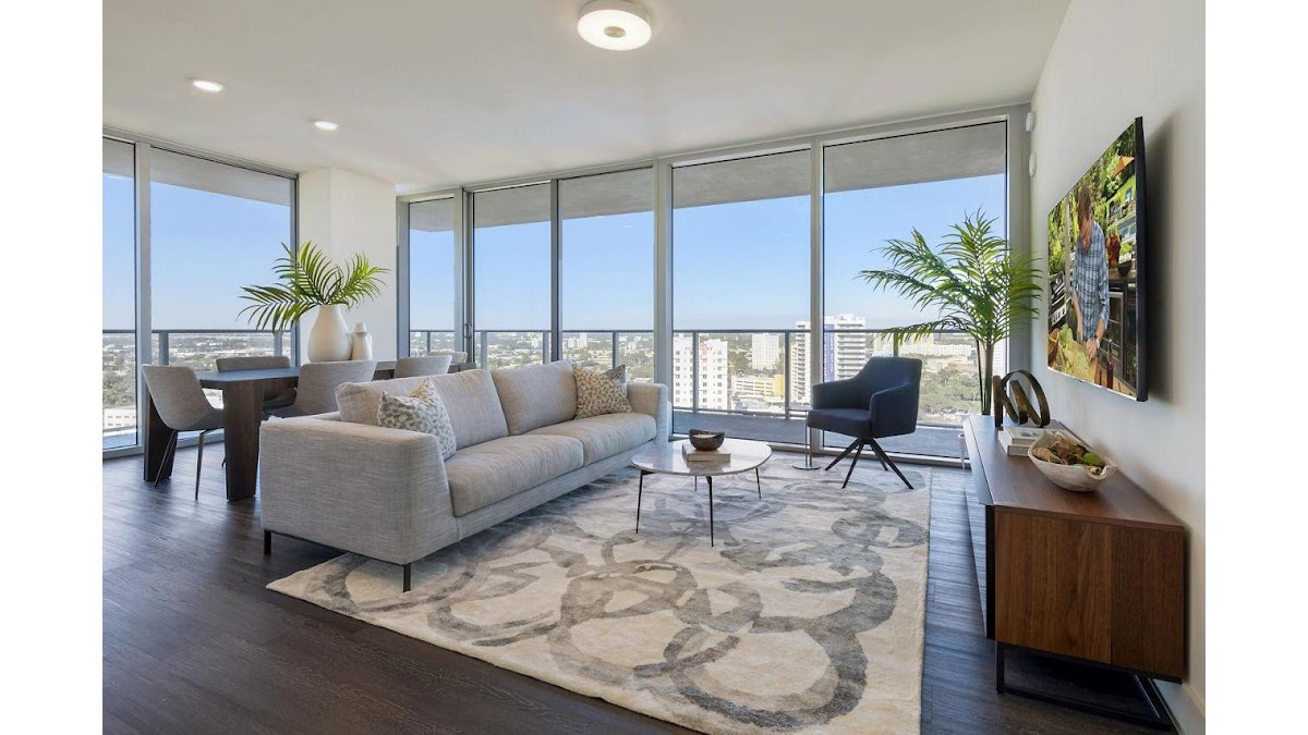 Lantower River Landing apartments in Hialeah, FL