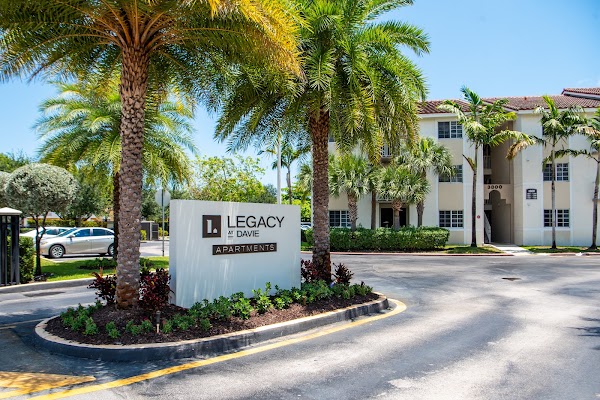 Legacy at Davie apartments in Hollywood, FL