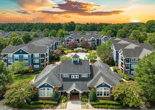 MAA Adalay Bay apartments in Chesapeake, VA